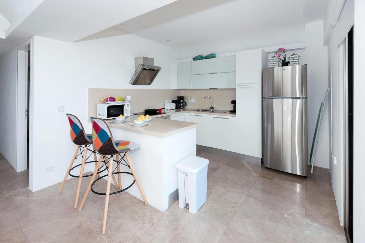 Apartment Marisol - Beachfront Протарас Екстериор снимка