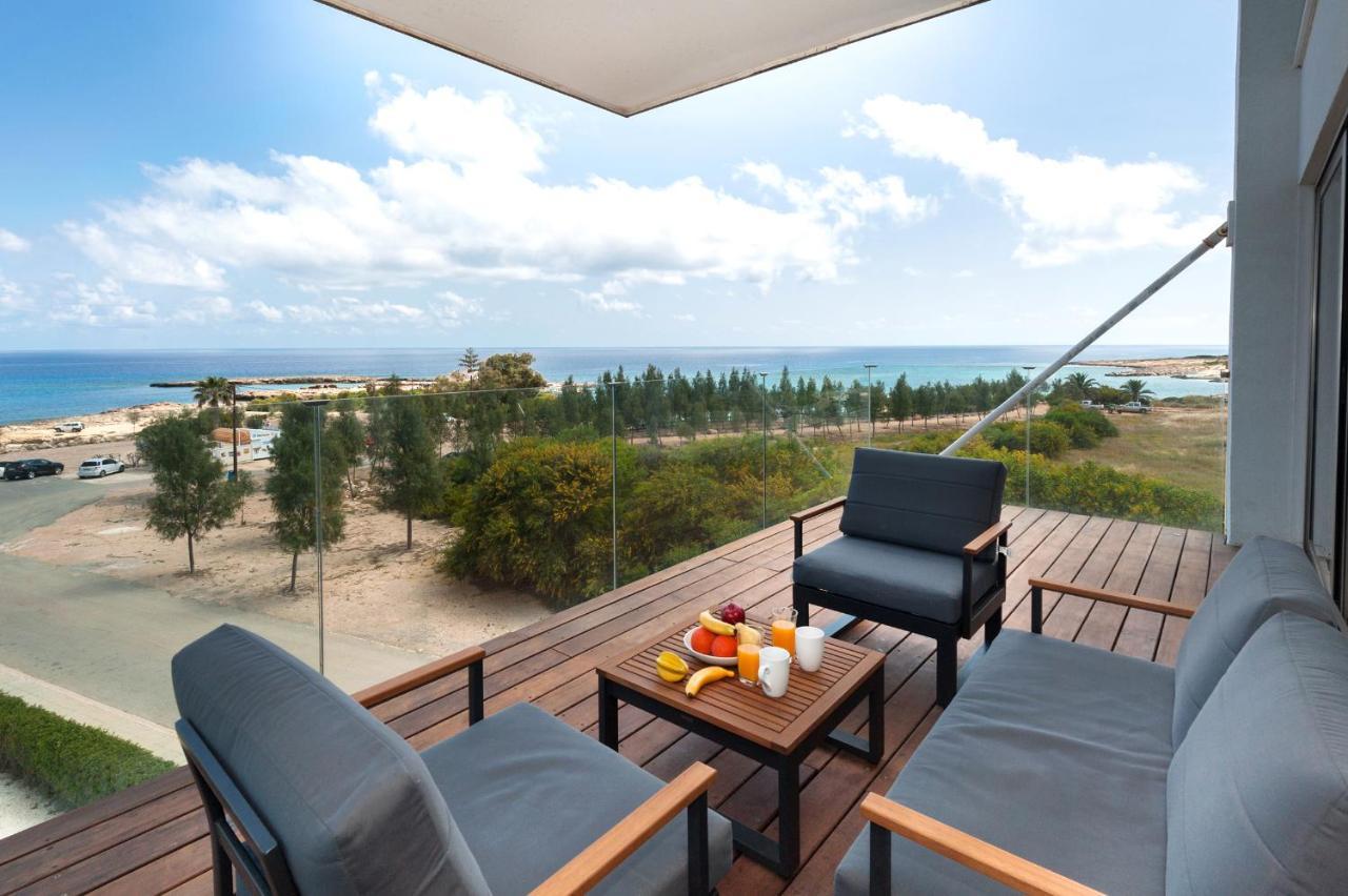 Apartment Marisol - Beachfront Протарас Екстериор снимка