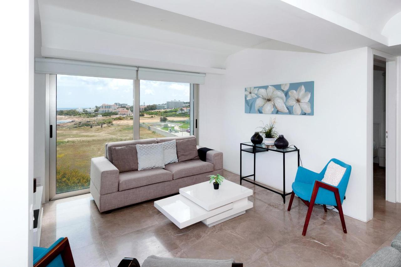 Apartment Marisol - Beachfront Протарас Екстериор снимка