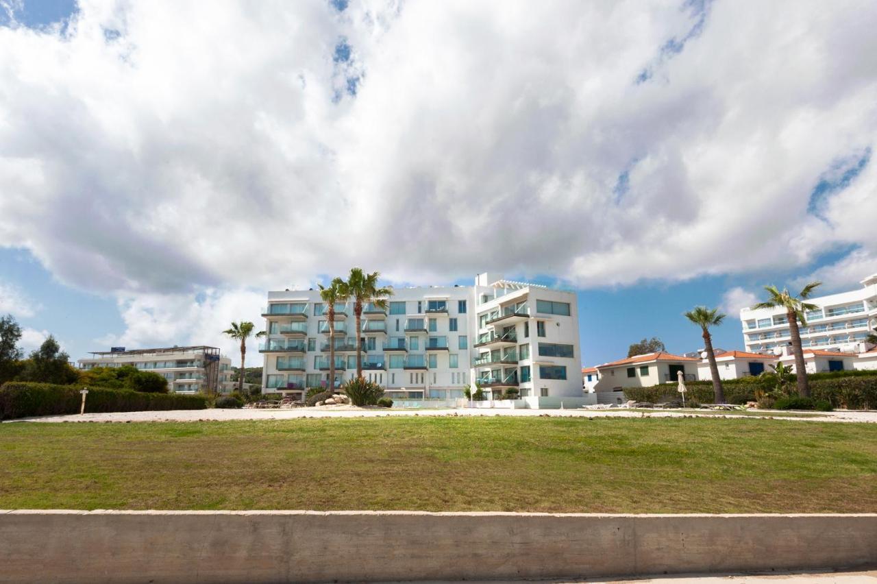 Apartment Marisol - Beachfront Протарас Екстериор снимка