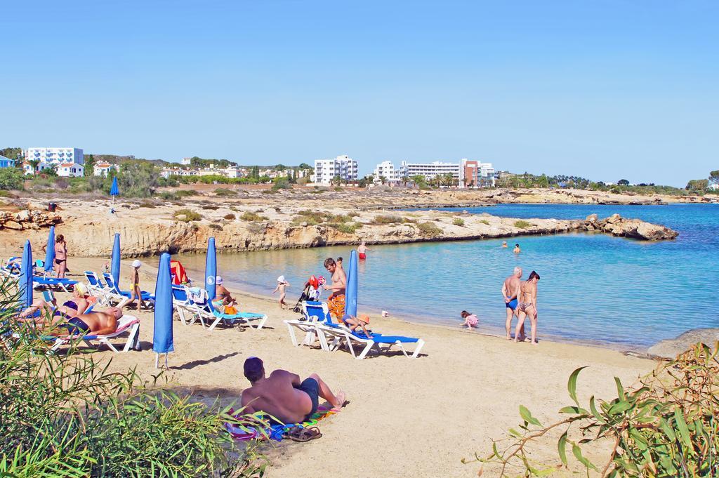 Apartment Marisol - Beachfront Протарас Стая снимка