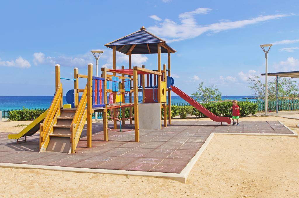 Apartment Marisol - Beachfront Протарас Стая снимка